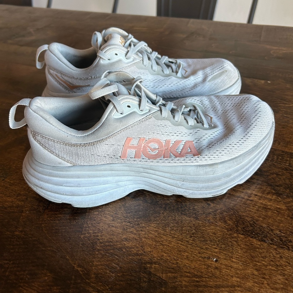 Women’s Hoka tennis shoe